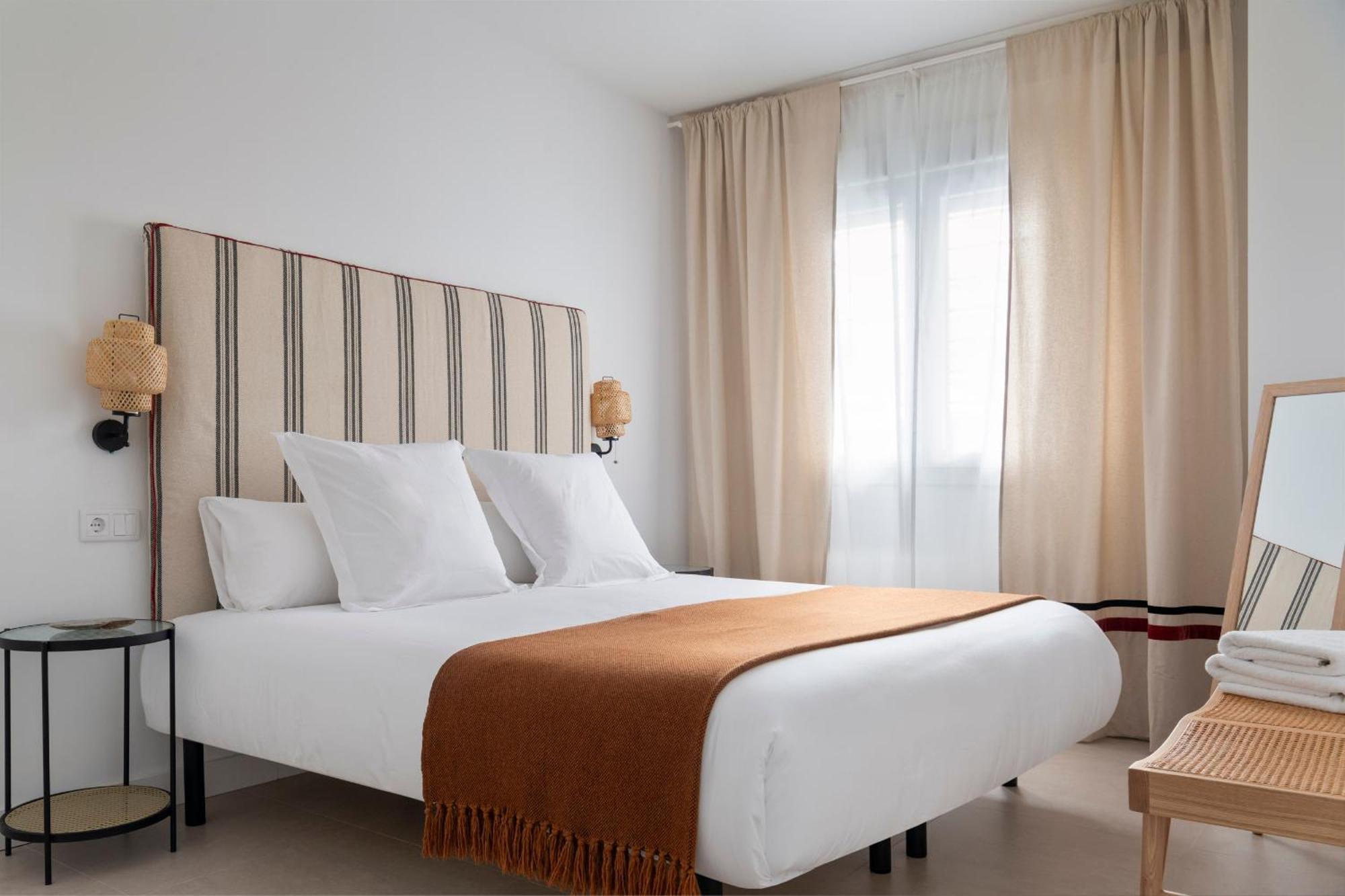 Magno Apartments Monte Carmelo Севилья Экстерьер фото